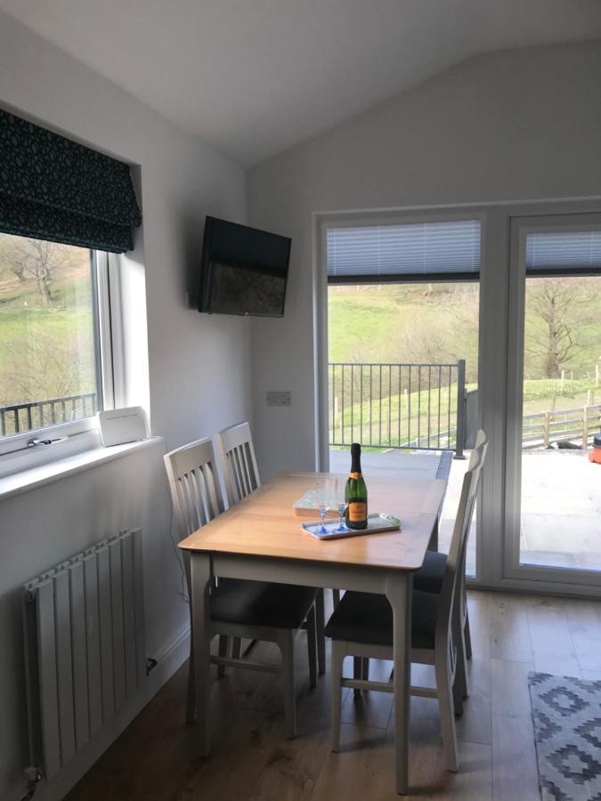 The Lodge Llangollen Ngoại thất bức ảnh