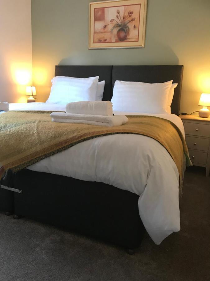 The Lodge Llangollen Ngoại thất bức ảnh